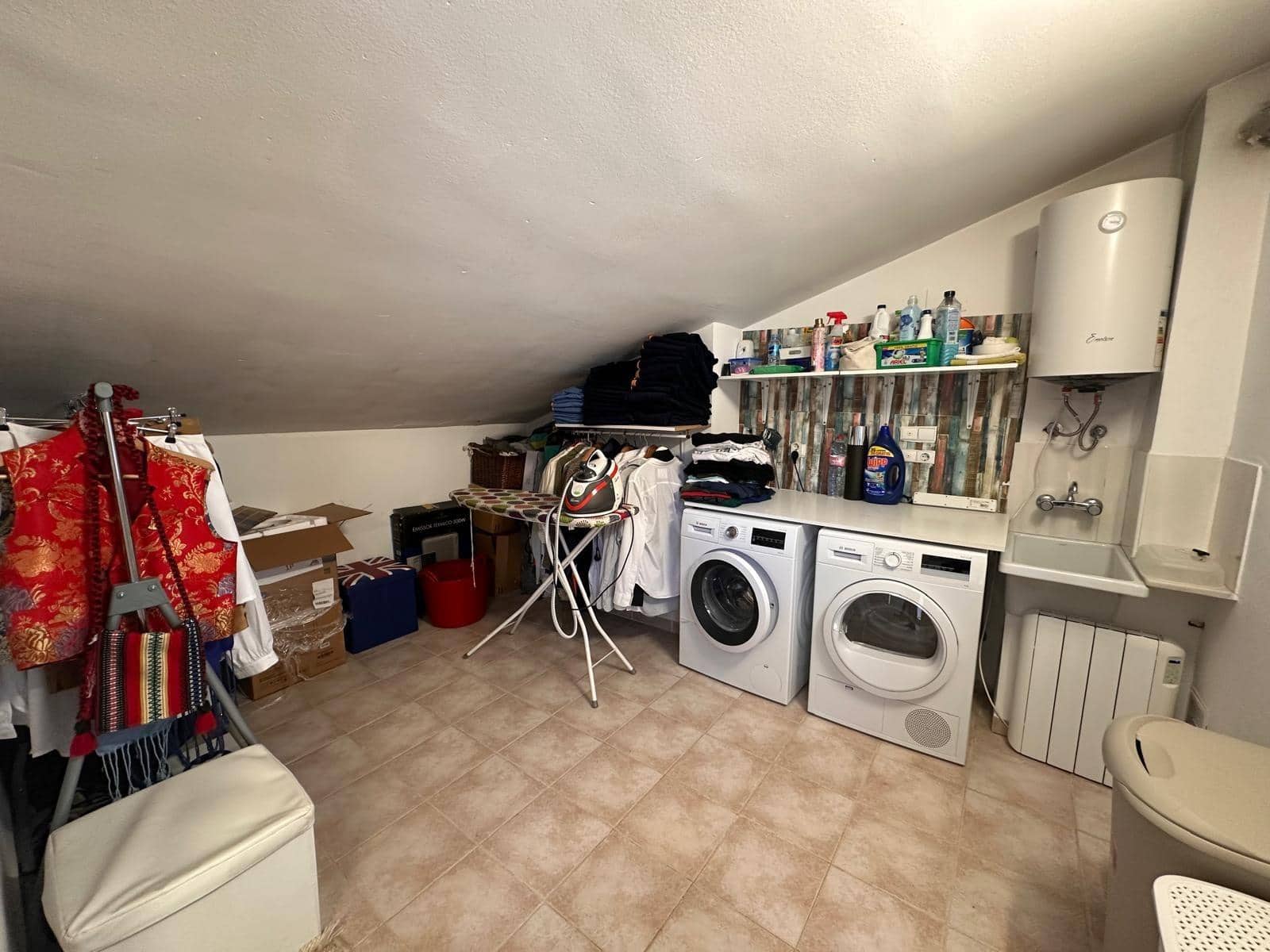 5 soveværelse Rækkehus til salg i Alzira med garage - € 325.000 (Ref: 8770550)