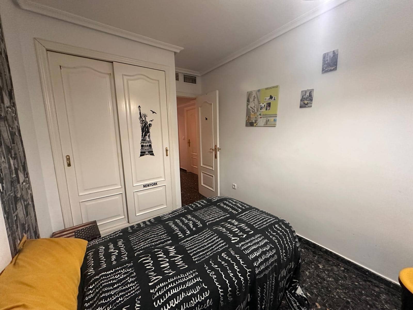 5 soveværelse Rækkehus til salg i Alzira med garage - € 325.000 (Ref: 8770550)