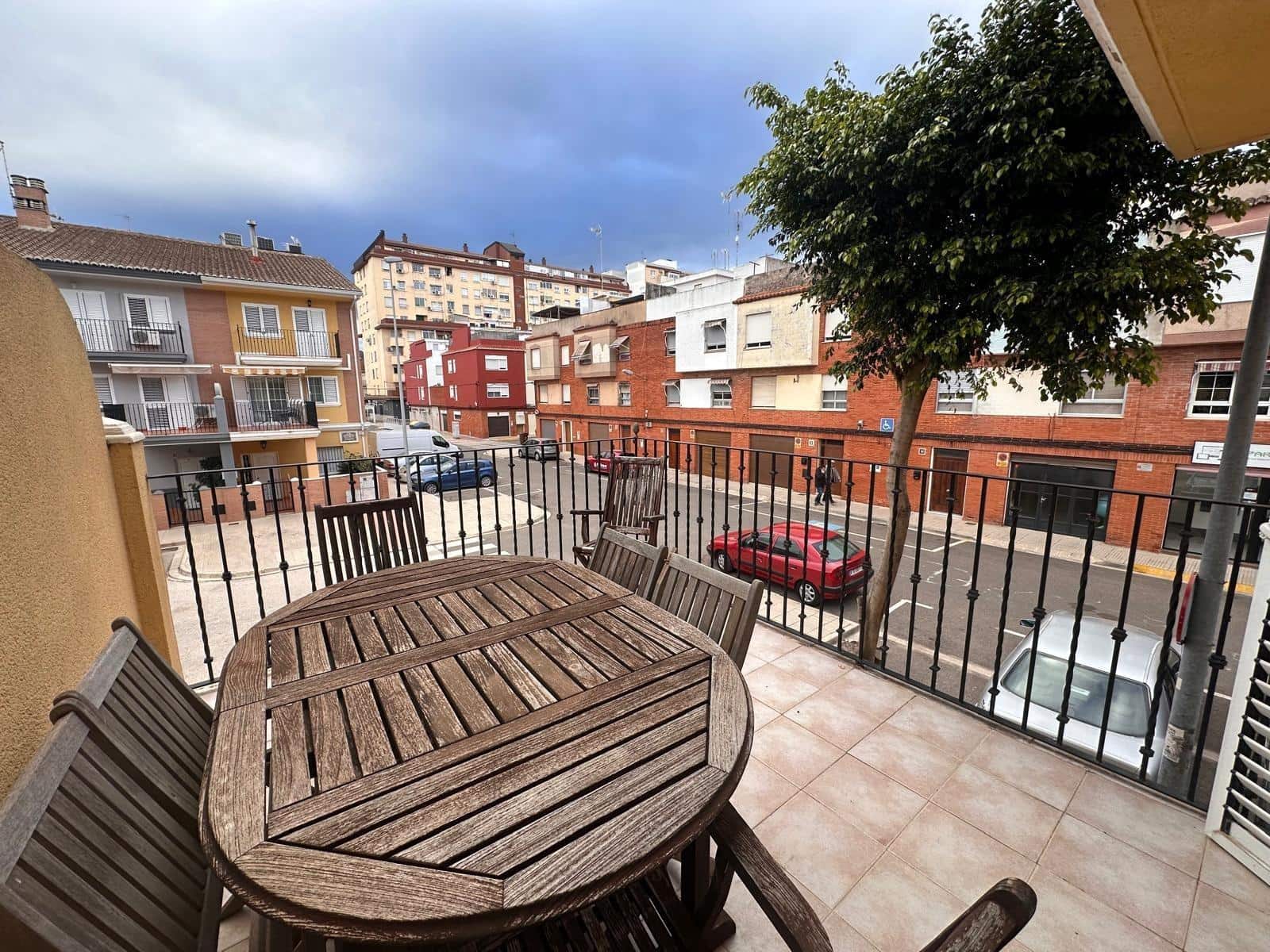 5 soveværelse Rækkehus til salg i Alzira med garage - € 325.000 (Ref: 8770550)