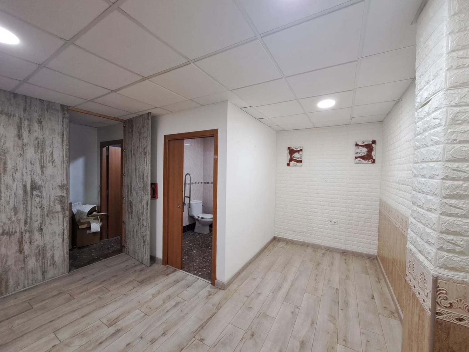 Erhverv til salg i Alzira - € 90.000 (Ref: 8822377)