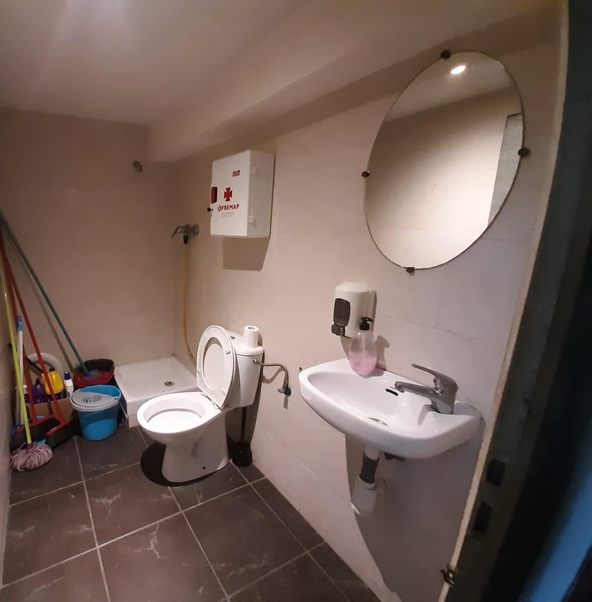 Komercyjne na sprzedaż w Carcaixent - 140 000 € (Ref: 8827418)