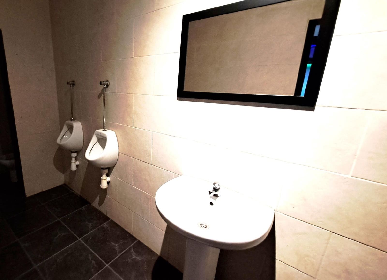 Komercyjne na sprzedaż w Carcaixent - 140 000 € (Ref: 8827418)