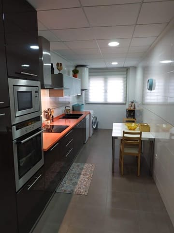 3 makuuhuone Asunto myytävänä paikassa Gandia - 190 000 € (Ref: 8847693)