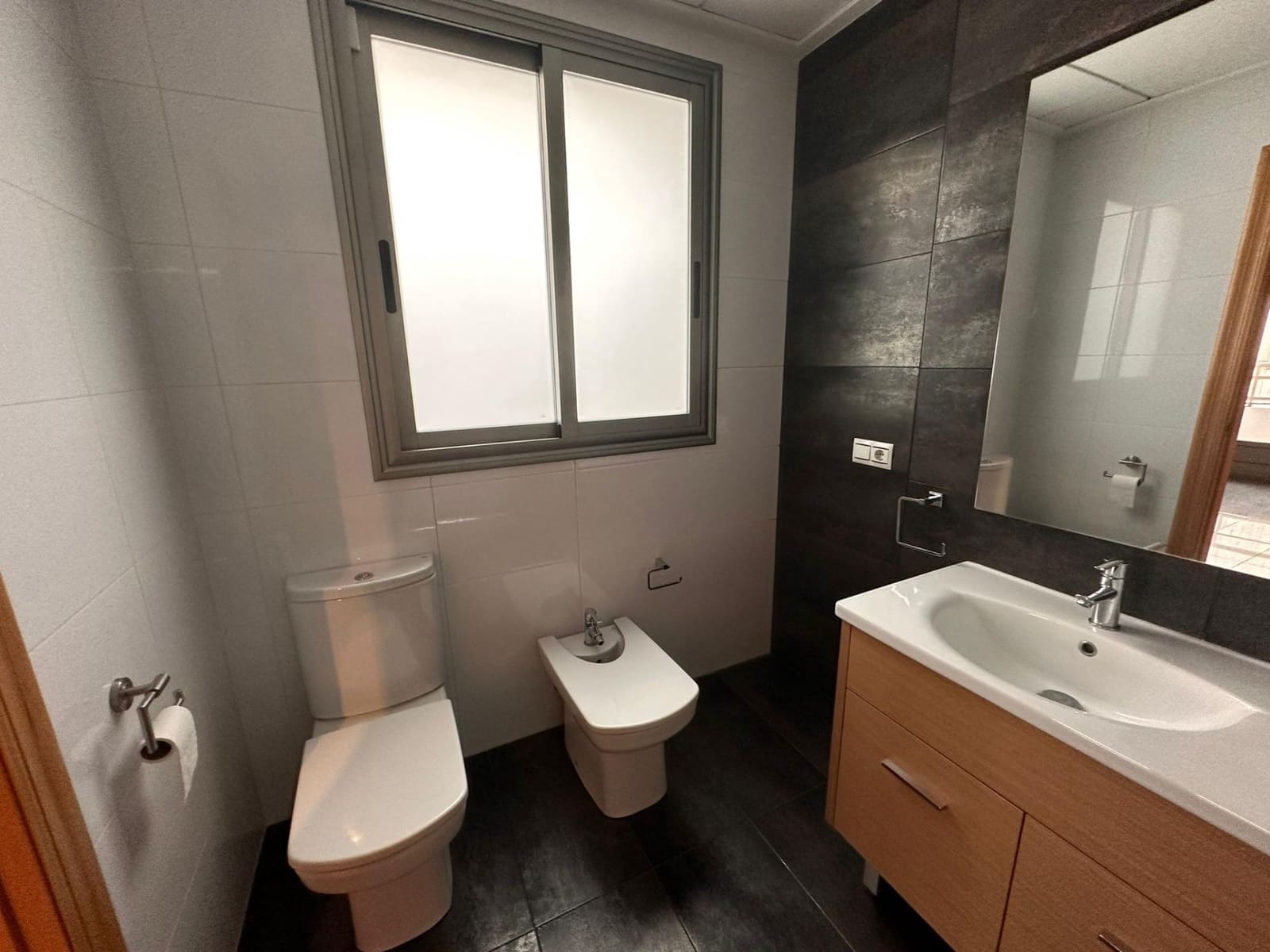 3 bedroom Flat for sale in Gandia - € 190,000 (Ref: 8847693)