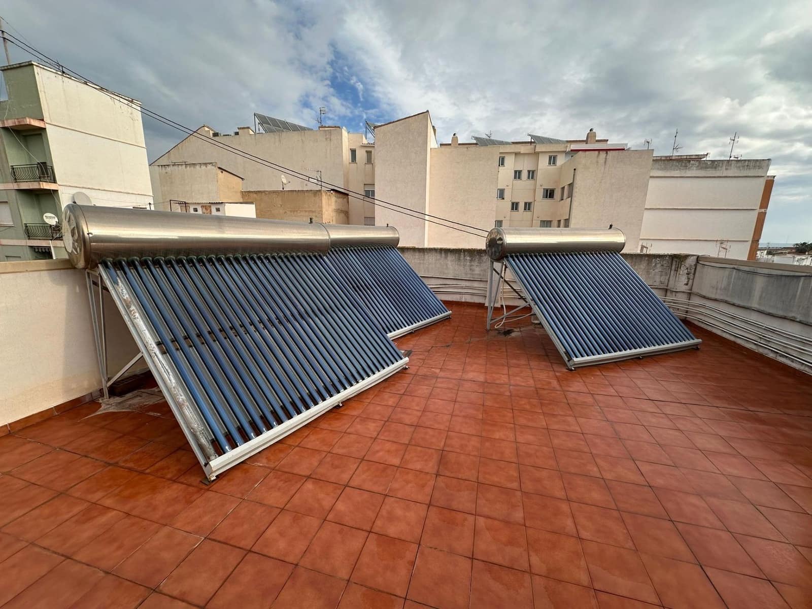 3 bedroom Flat for sale in Gandia - € 190,000 (Ref: 8847693)