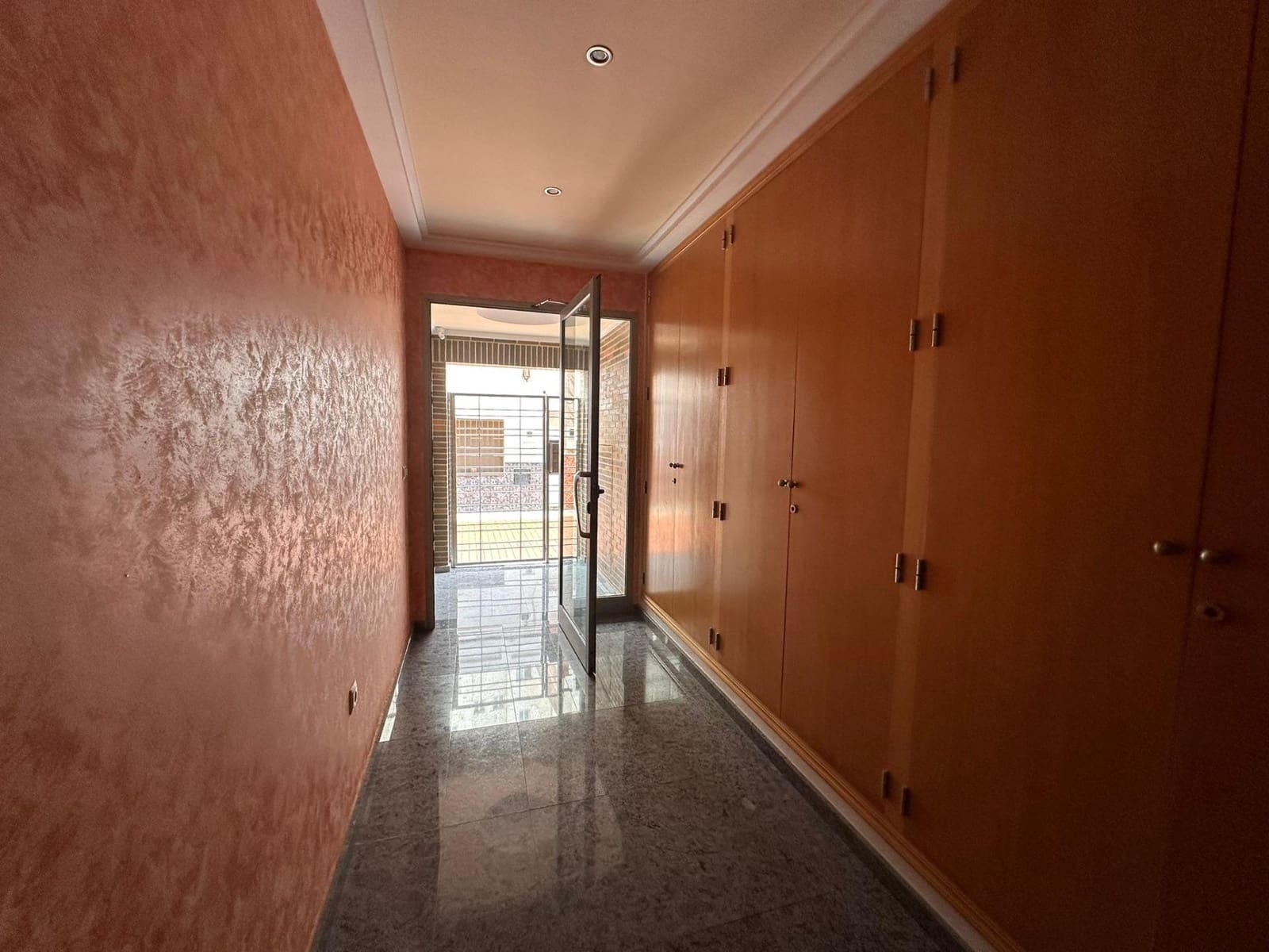 3 bedroom Flat for sale in Gandia - € 190,000 (Ref: 8847693)