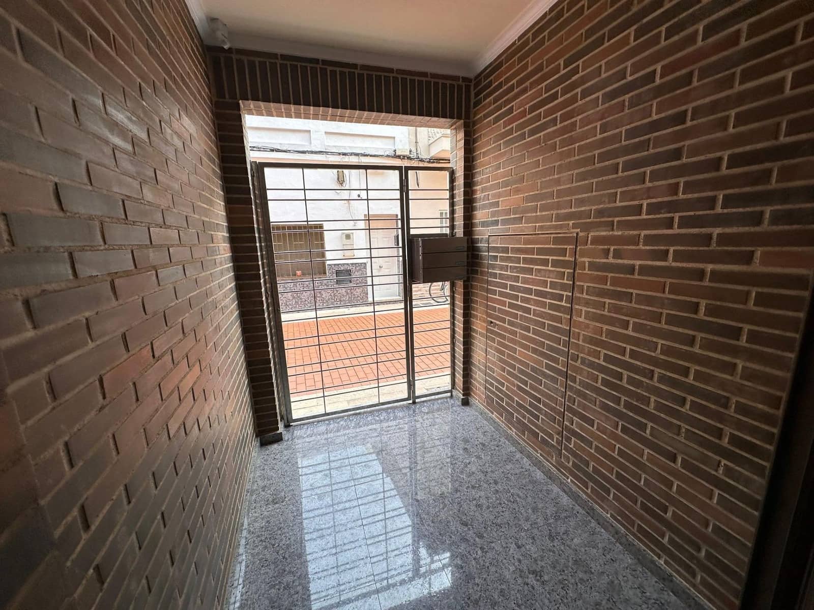 3 bedroom Flat for sale in Gandia - € 190,000 (Ref: 8847693)