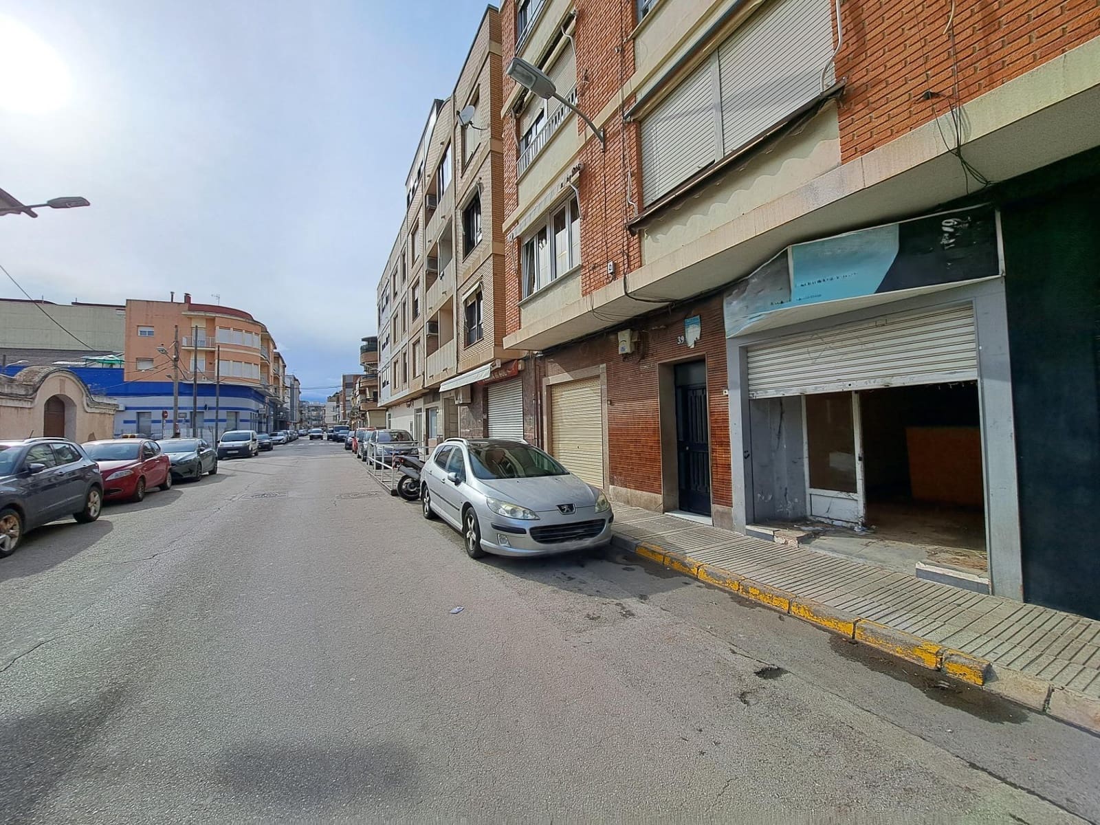 Erhverv til salg i Alzira - € 48.000 (Ref: 8888368)