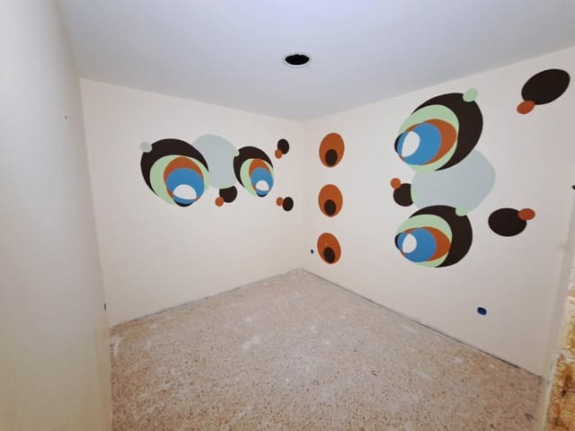 Erhverv til leje i Alzira - € 450 (Ref: 8894630)