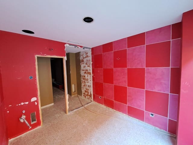 Erhverv til leje i Alzira - € 450 (Ref: 8894630)