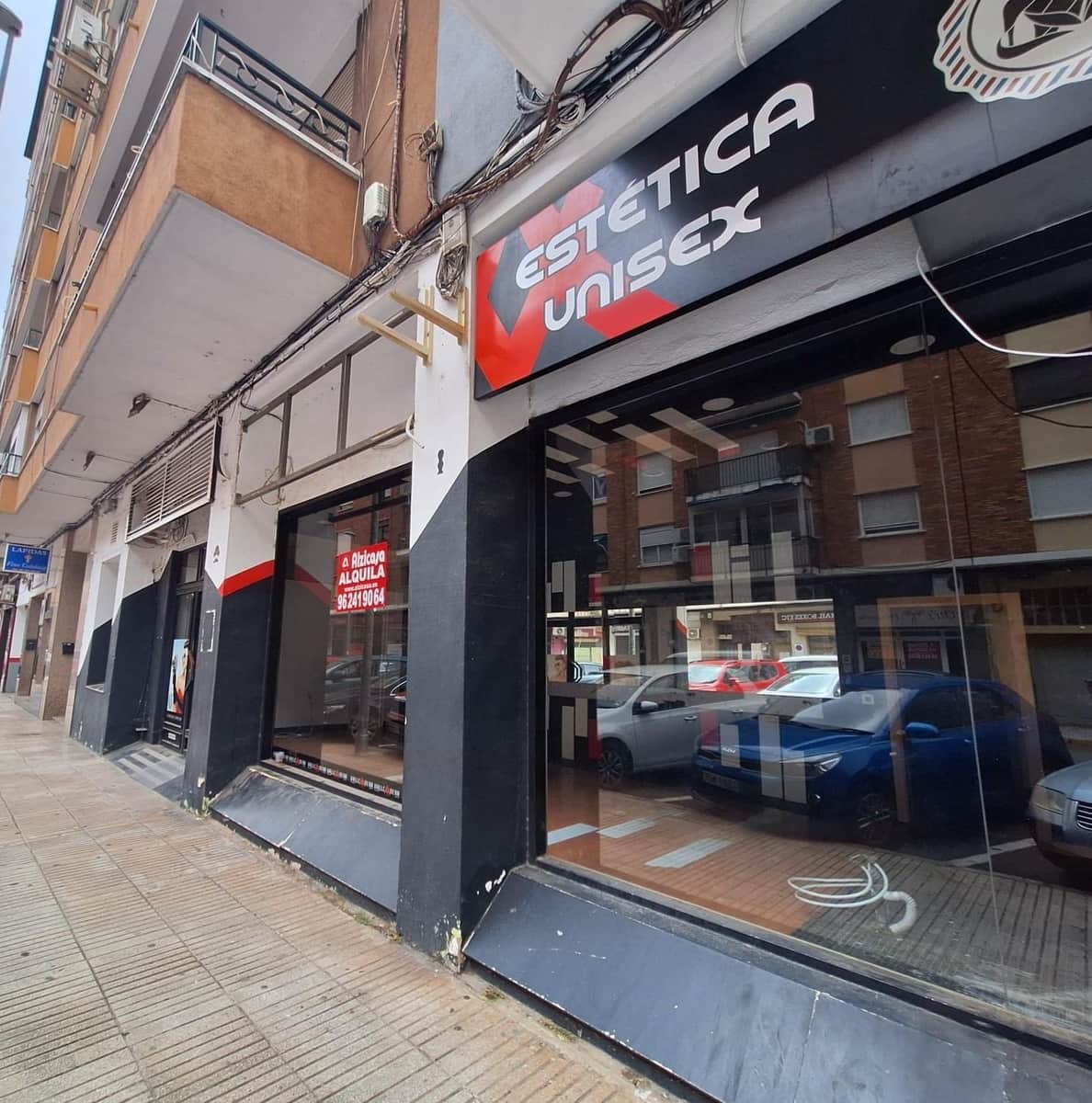 Erhverv til leje i Alzira - € 700 (Ref: 8900335)