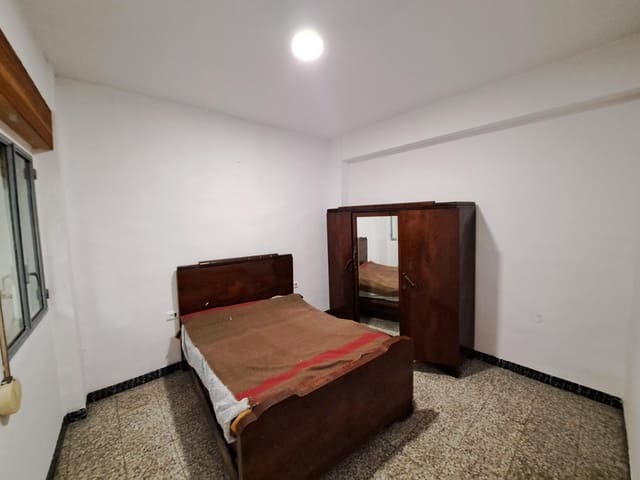 8 sypialnia Dom na sprzedaż w Alzira z garażem - 254 000 € (Ref: 8911183)