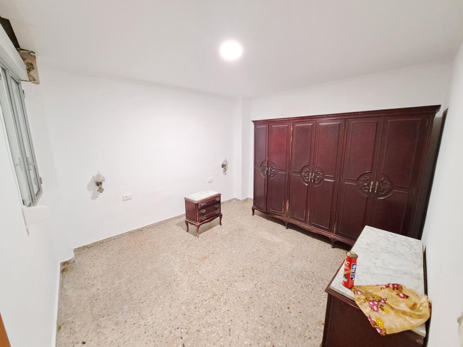 8 soveværelse Byhus til salg i Alzira med garage - € 254.000 (Ref: 8911183)