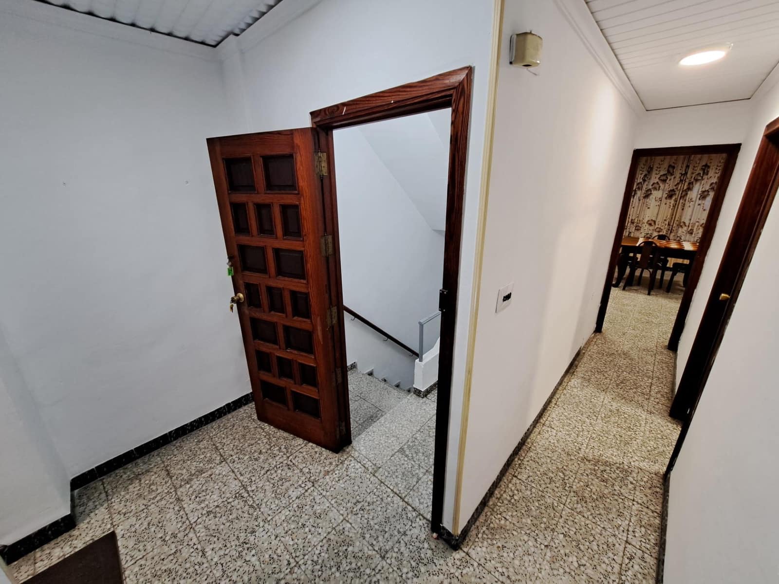 8 soveværelse Byhus til salg i Alzira med garage - € 254.000 (Ref: 8911183)