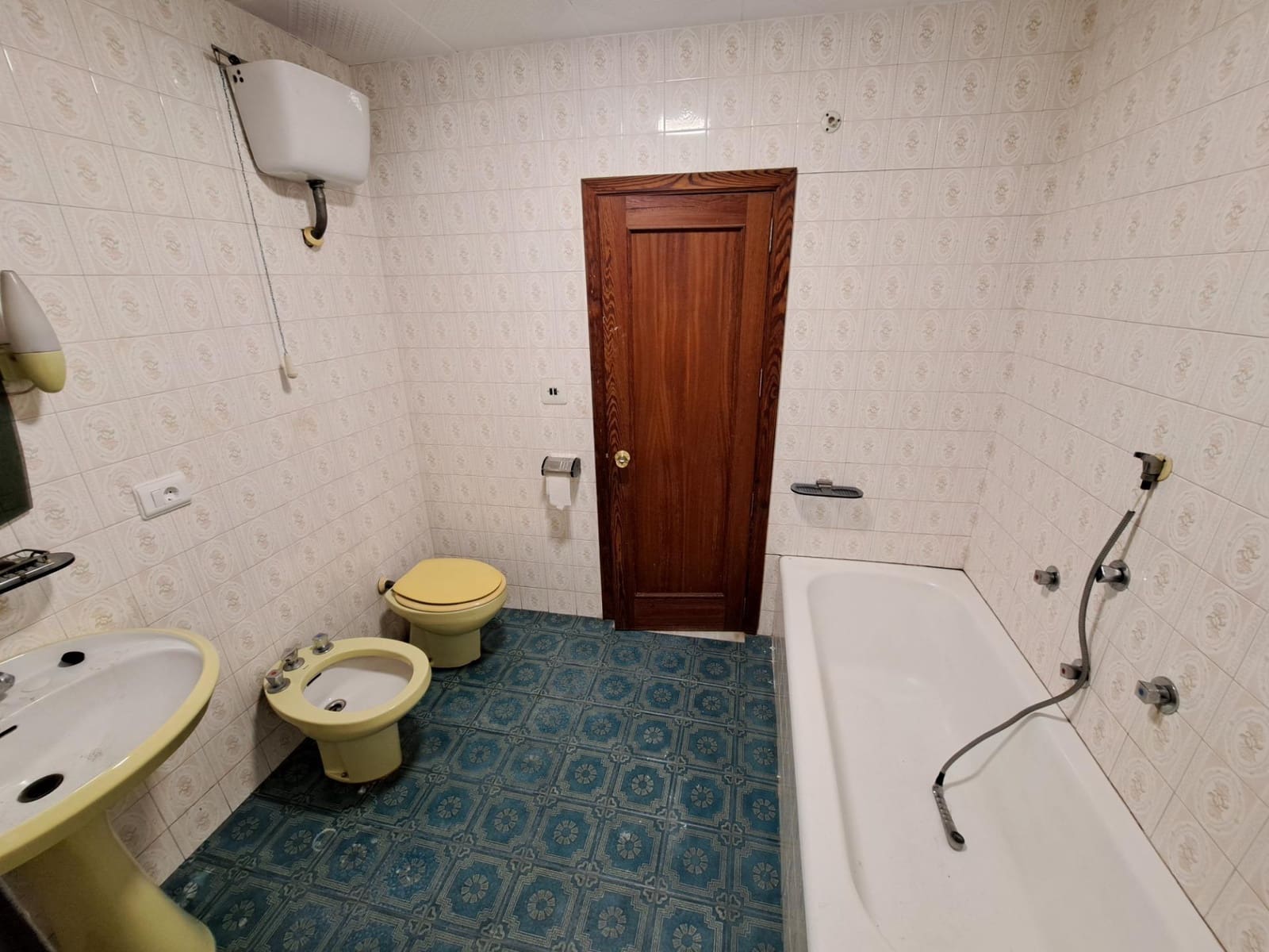 8 soveværelse Byhus til salg i Alzira med garage - € 254.000 (Ref: 8911183)