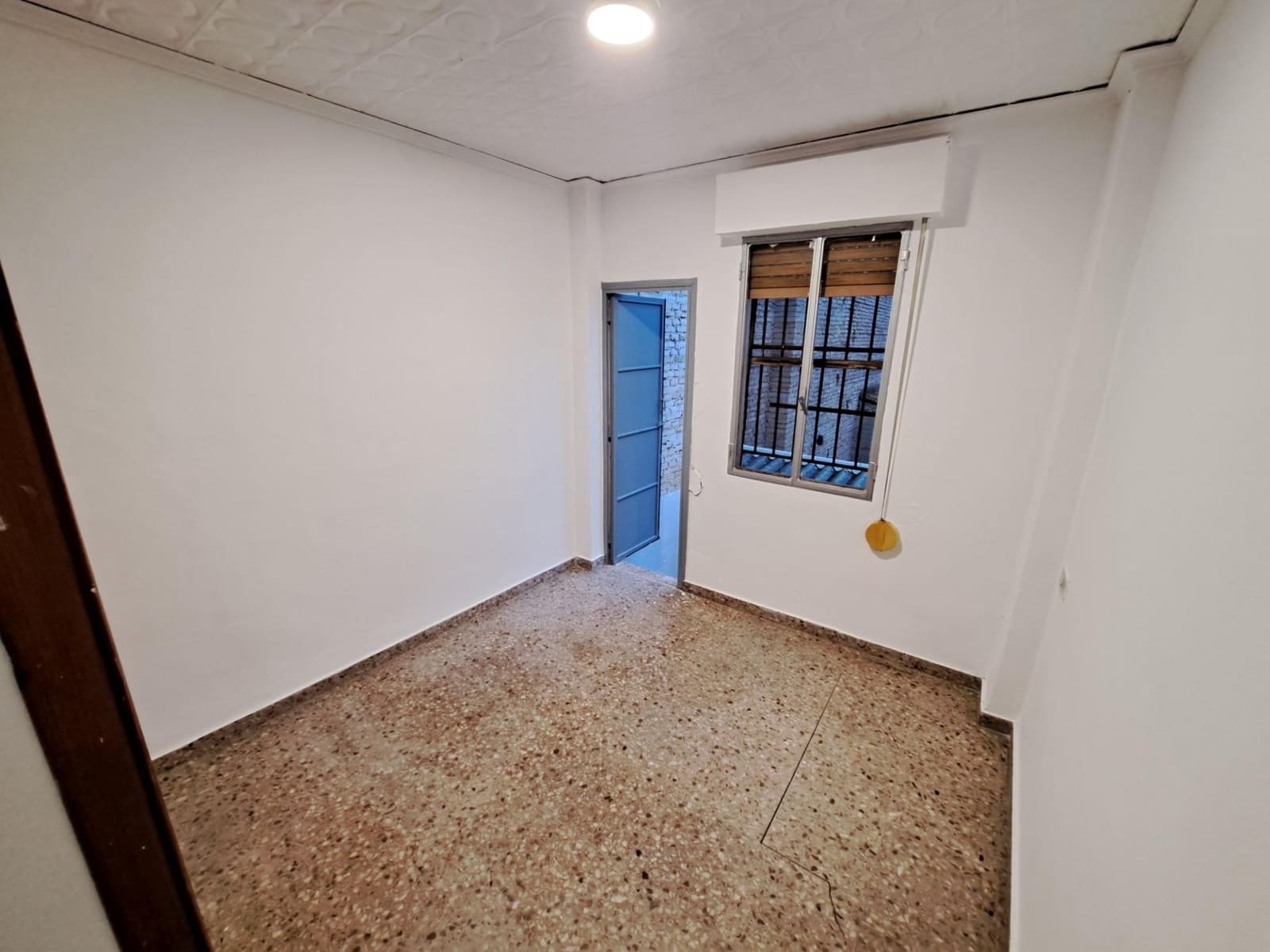 8 soveværelse Byhus til salg i Alzira med garage - € 254.000 (Ref: 8911183)