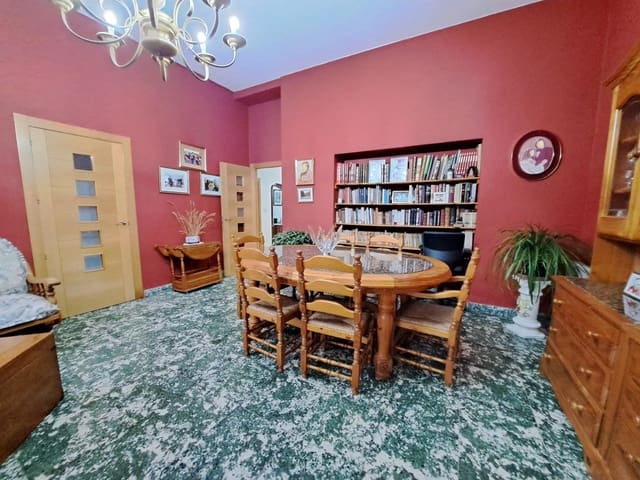 6 soveværelse Lejlighed til salg i Carcaixent - € 220.000 (Ref: 8911184)