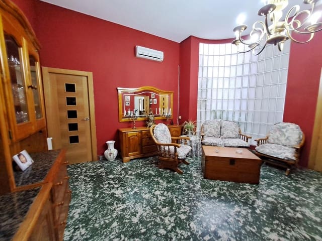 6 soveværelse Lejlighed til salg i Carcaixent - € 220.000 (Ref: 8911184)