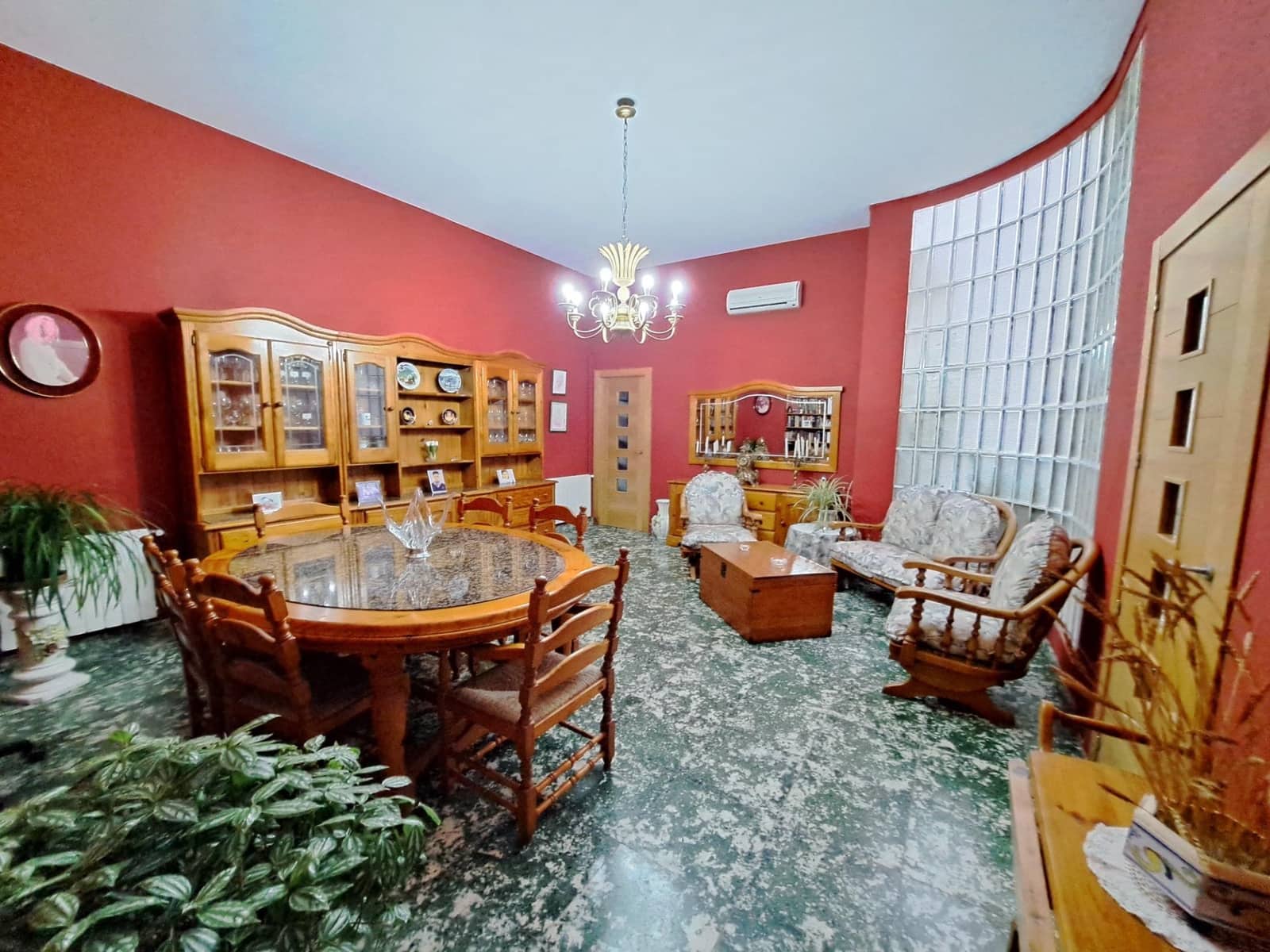 6 soveværelse Lejlighed til salg i Carcaixent - € 220.000 (Ref: 8911184)