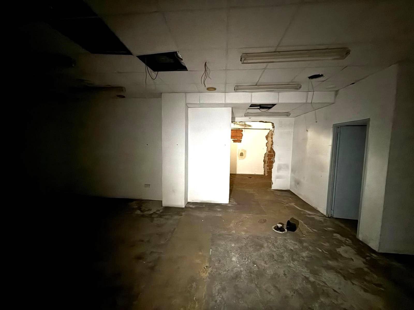 Erhverv til leje i Alzira - € 5.000 (Ref: 8918216)