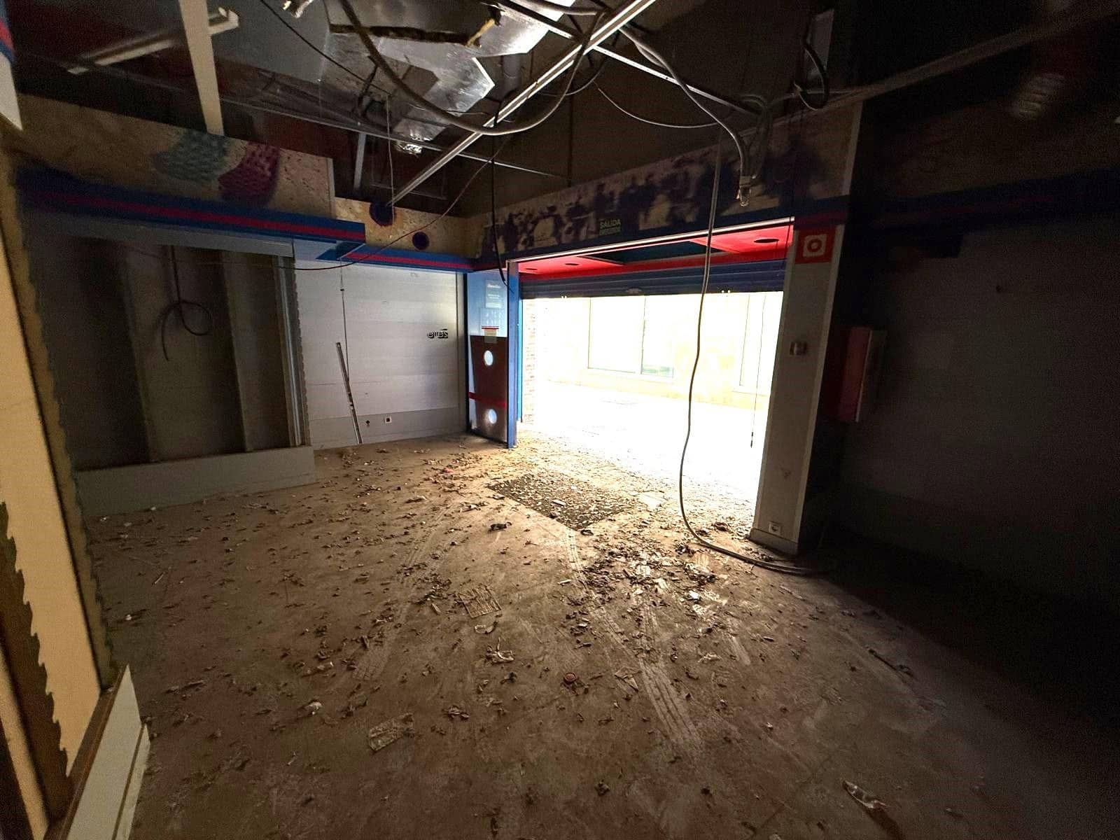 Erhverv til leje i Alzira - € 5.000 (Ref: 8918216)