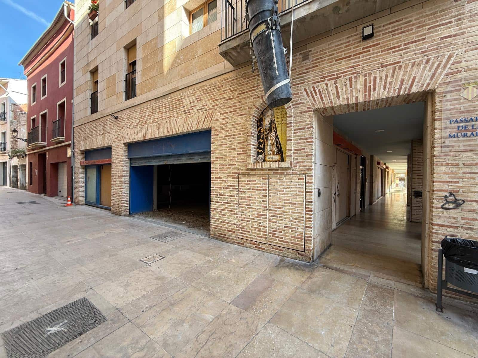 Erhverv til leje i Alzira - € 5.000 (Ref: 8918216)