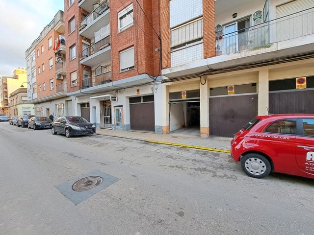Kaupallinen myytävänä paikassa Alzira - 25 000 € (Ref: 8921439)