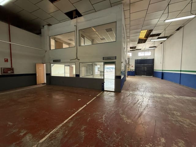 Azienda in vendita in Alzira - 750.000 € (Rif: 8943833)