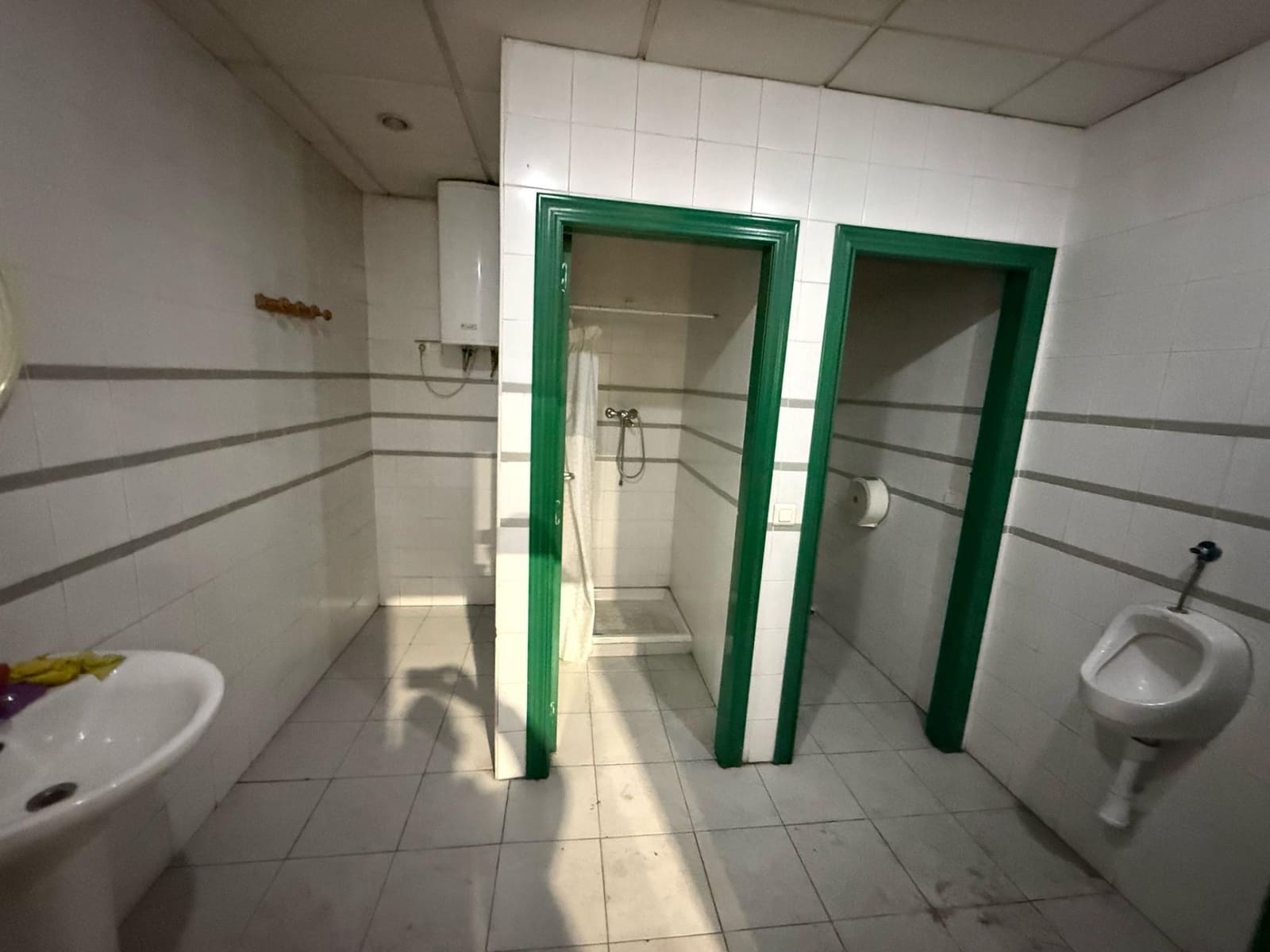 Virksomhed til salg i Alzira - € 750.000 (Ref: 8943833)