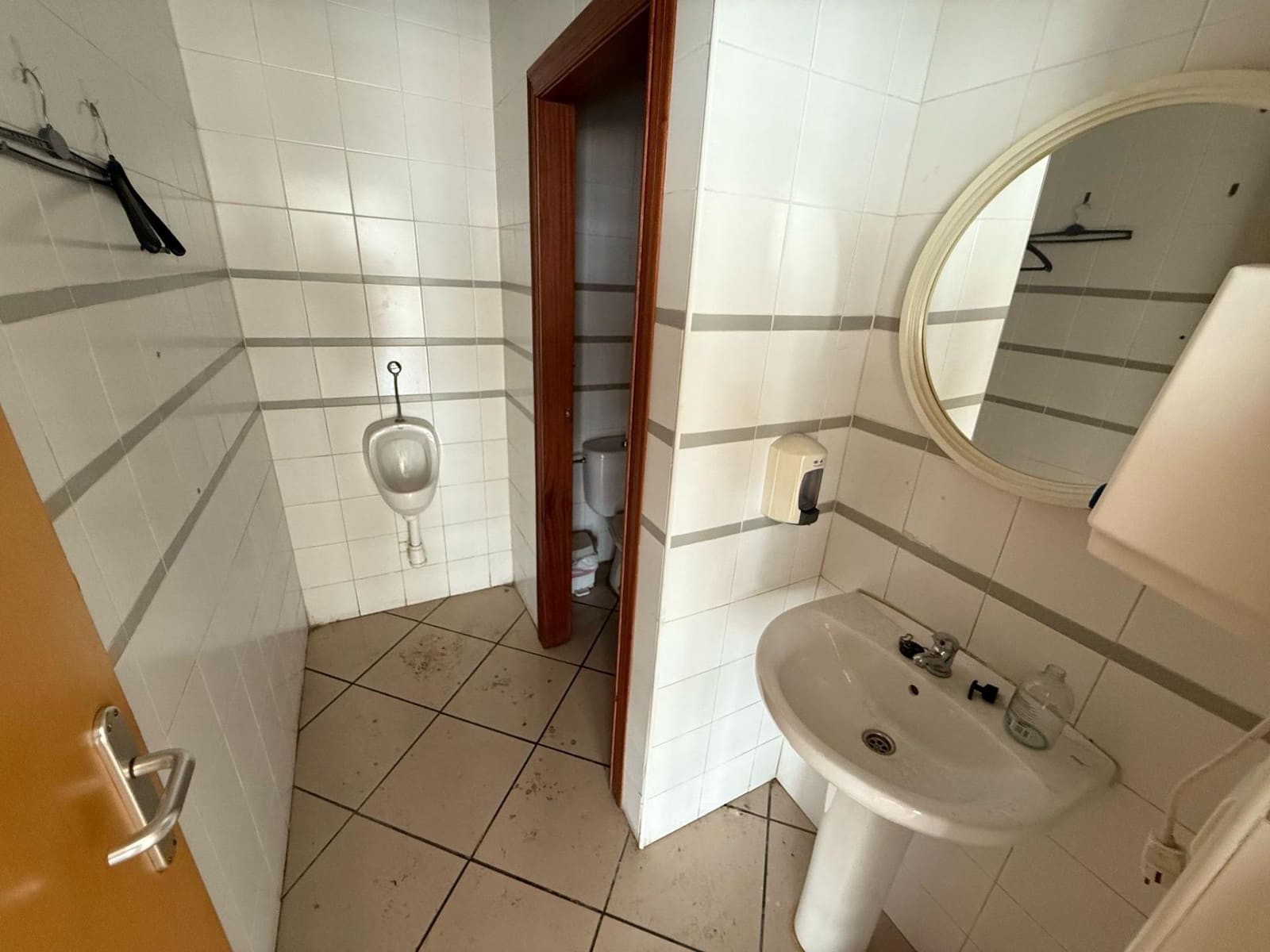 Virksomhed til salg i Alzira - € 750.000 (Ref: 8943833)