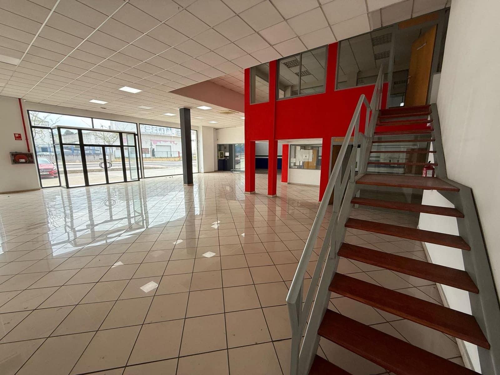 Virksomhed til salg i Alzira - € 750.000 (Ref: 8943833)