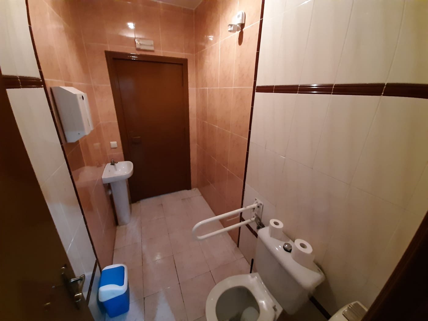 Erhverv til leje i Alzira - € 1.200 (Ref: 8970314)