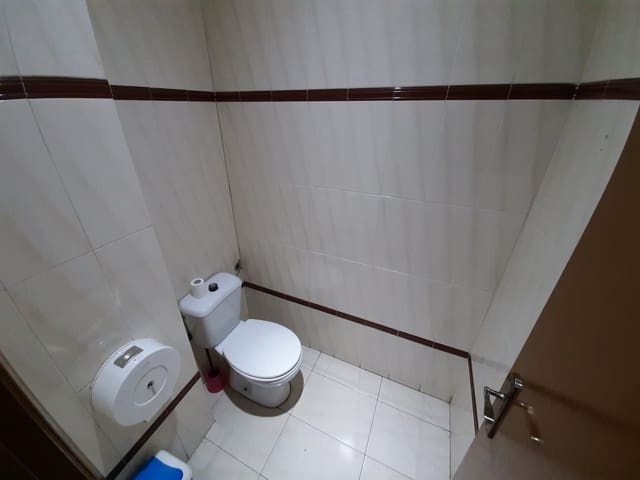 Erhverv til leje i Alzira - € 1.200 (Ref: 8970314)