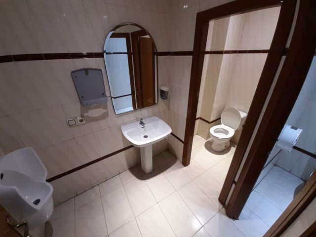 Erhverv til leje i Alzira - € 1.200 (Ref: 8970314)