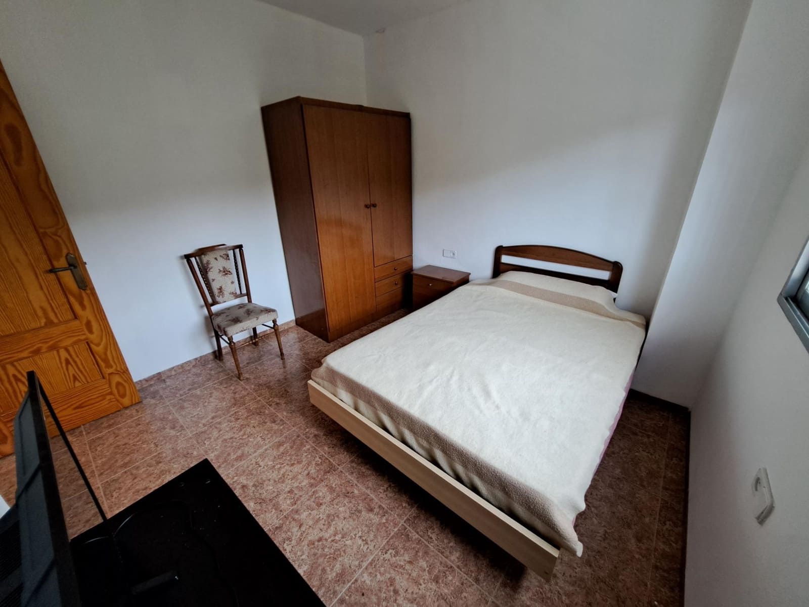 4 slaapkamer Villa te koop in Alzira met zwembad - € 185.000 (Ref: 8979075)