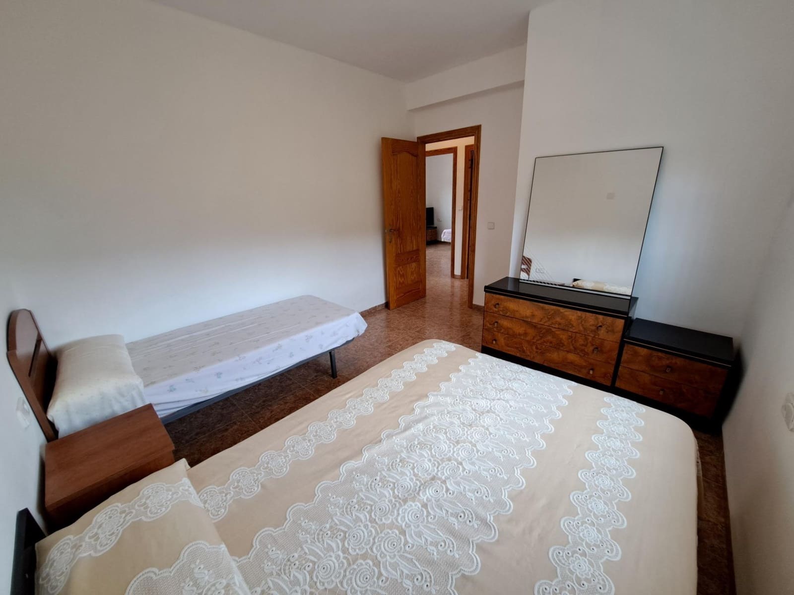 4 slaapkamer Villa te koop in Alzira met zwembad - € 185.000 (Ref: 8979075)