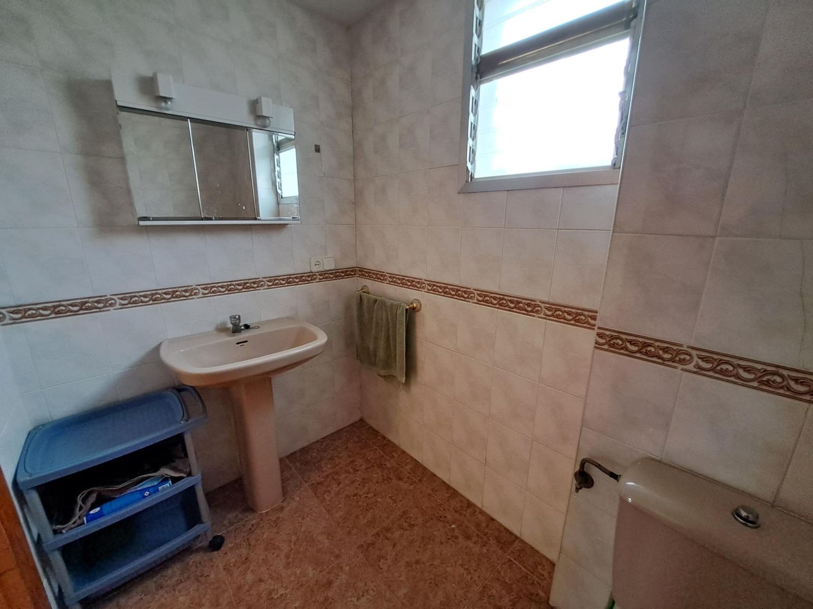 4 slaapkamer Villa te koop in Alzira met zwembad - € 185.000 (Ref: 8979075)