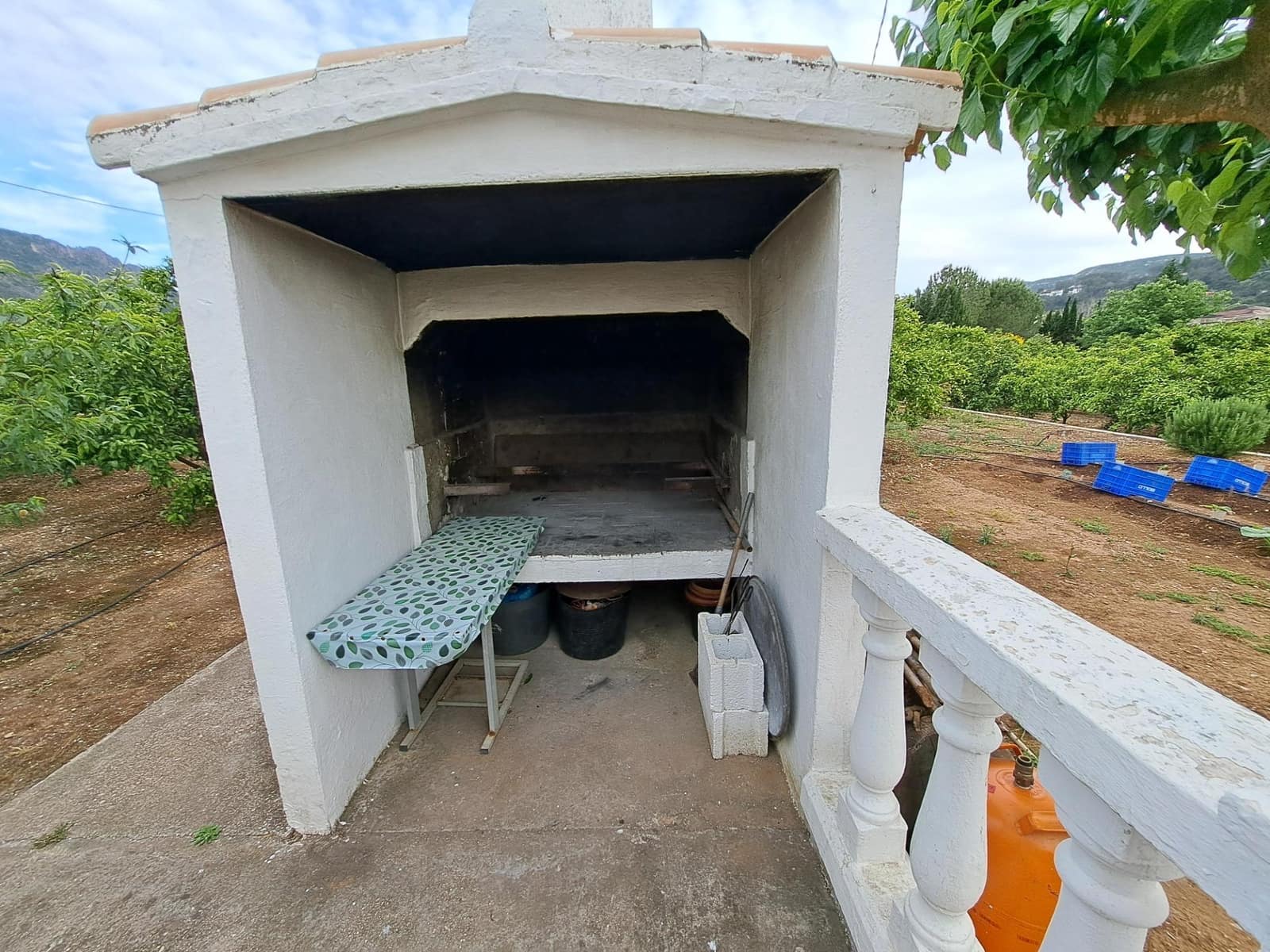 4 slaapkamer Villa te koop in Alzira met zwembad - € 185.000 (Ref: 8979075)