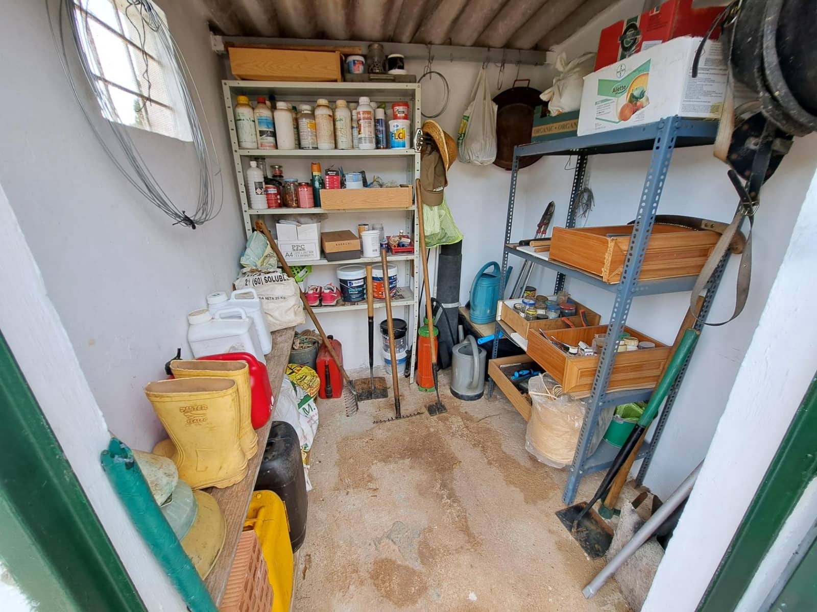 4 slaapkamer Villa te koop in Alzira met zwembad - € 185.000 (Ref: 8979075)