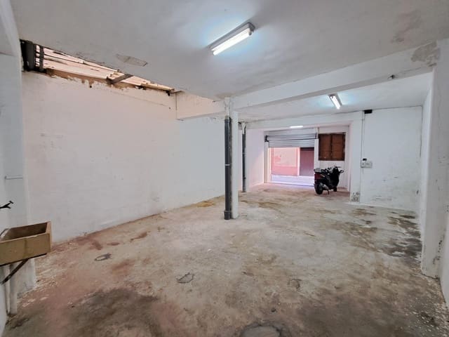 Garagem para venda em Alzira - 39 000 € (Ref: 8985927)