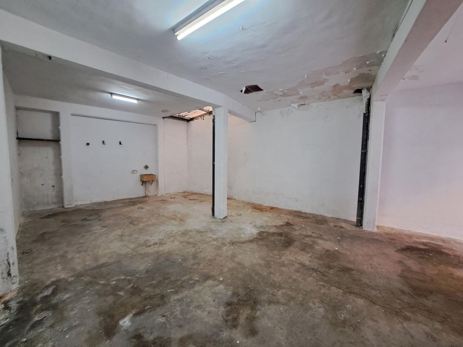 Garage til salg i Alzira - € 39.000 (Ref: 8985927)