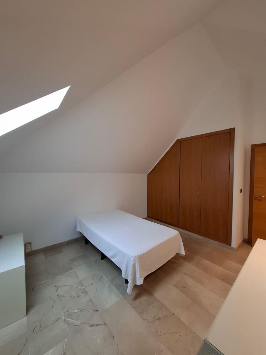 4 soveværelse Penthouse til salg i Alzira - € 245.000 (Ref: 9003561)