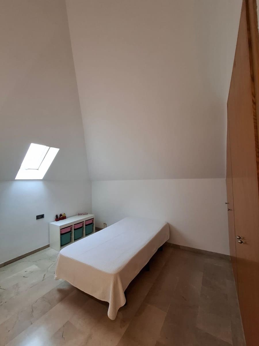 4 soveværelse Penthouse til salg i Alzira - € 245.000 (Ref: 9003561)