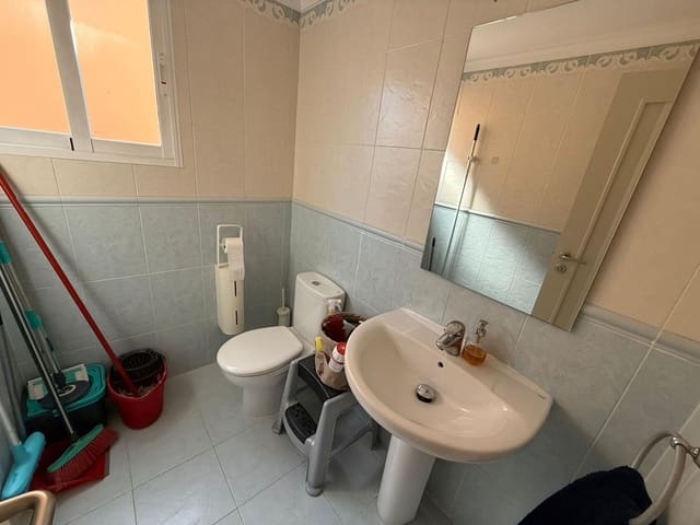 3 sovrum Radhus till salu i Alzira med pool garage - 319 000 € (Ref: 9005993)