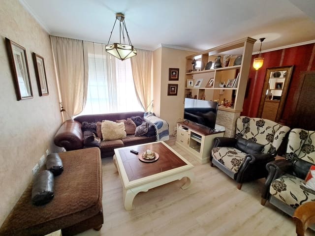 3 sovrum Radhus till salu i Alzira - 265 000 € (Ref: 9029478)