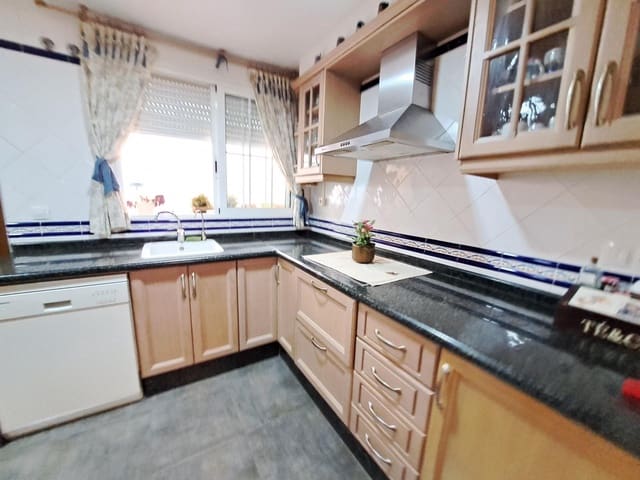 3 sovrum Radhus till salu i Alzira - 265 000 € (Ref: 9029478)