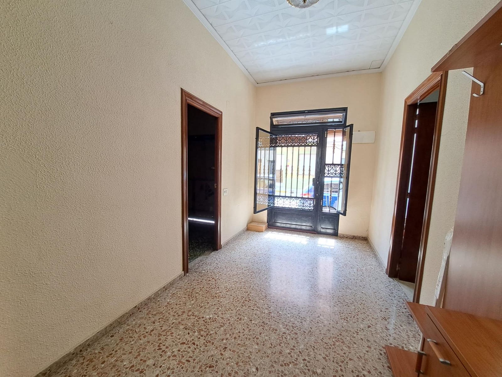 6 sypialnia Dom na sprzedaż w Carcaixent z garażem - 250 000 € (Ref: 9059696)