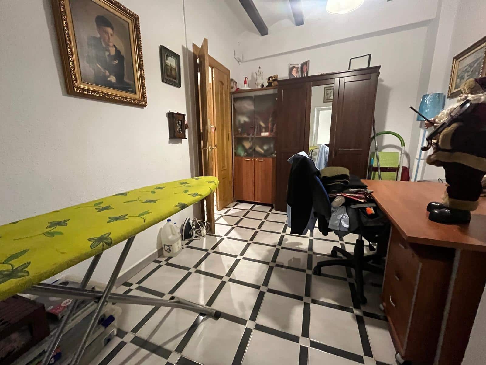 7 soveværelse Byhus til salg i Alzira - € 188.000 (Ref: 9085222)