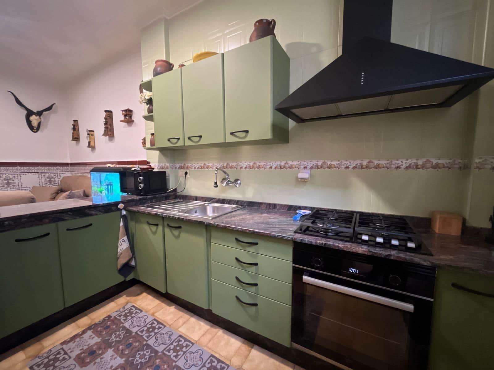 7 soveværelse Byhus til salg i Alzira - € 188.000 (Ref: 9085222)