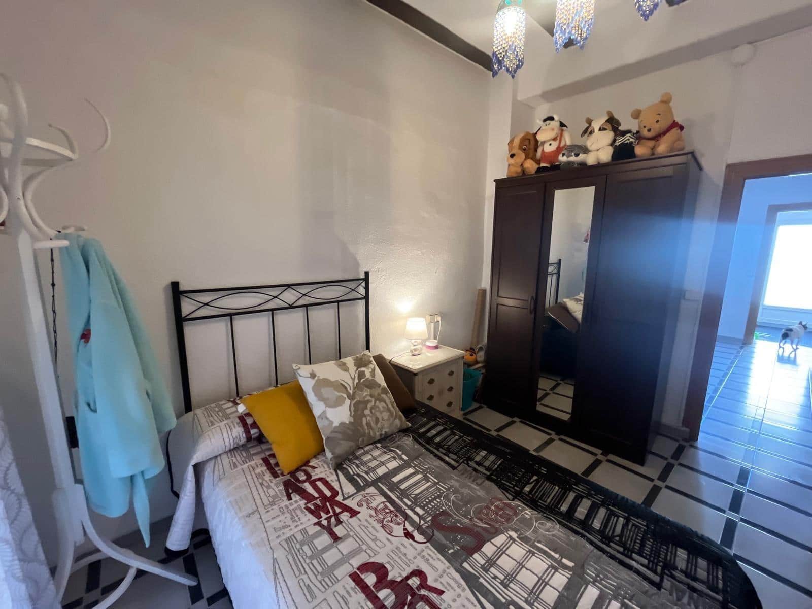 7 soveværelse Byhus til salg i Alzira - € 188.000 (Ref: 9085222)